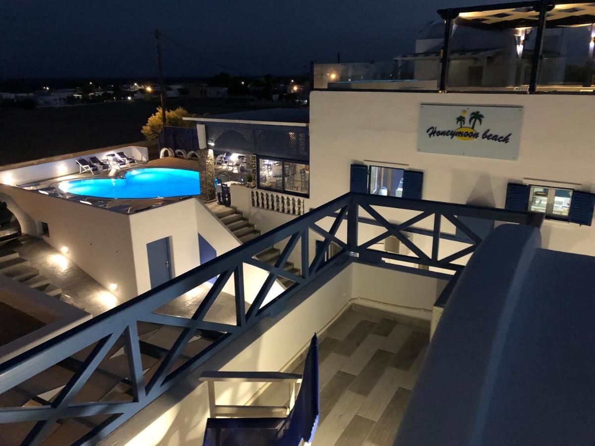 Honeymoon Beach Studios Perivolos  Exterior photo